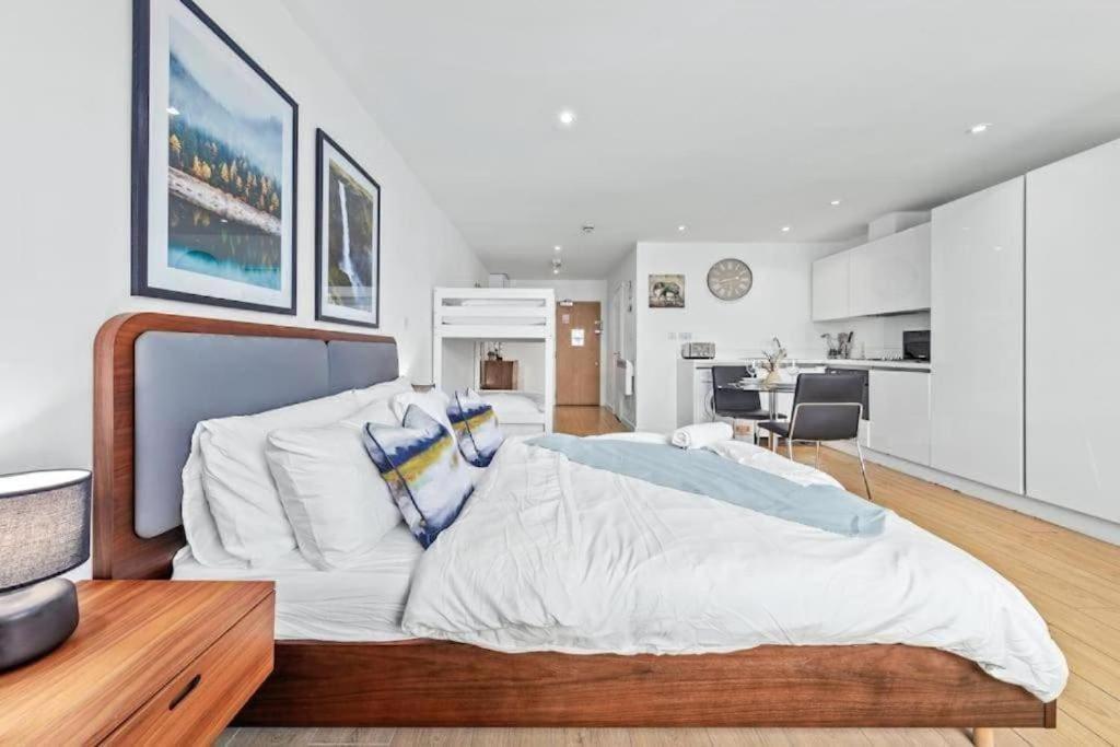 1 Bedroom Flat Piccadilly Sleep 7 In London Vr10 外观 照片